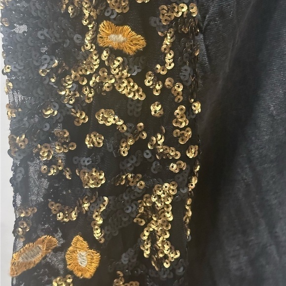 Free People Women’s Oversized Long Sleeve w/Sequins Blouse Black Size Small - Picture 2 of 8